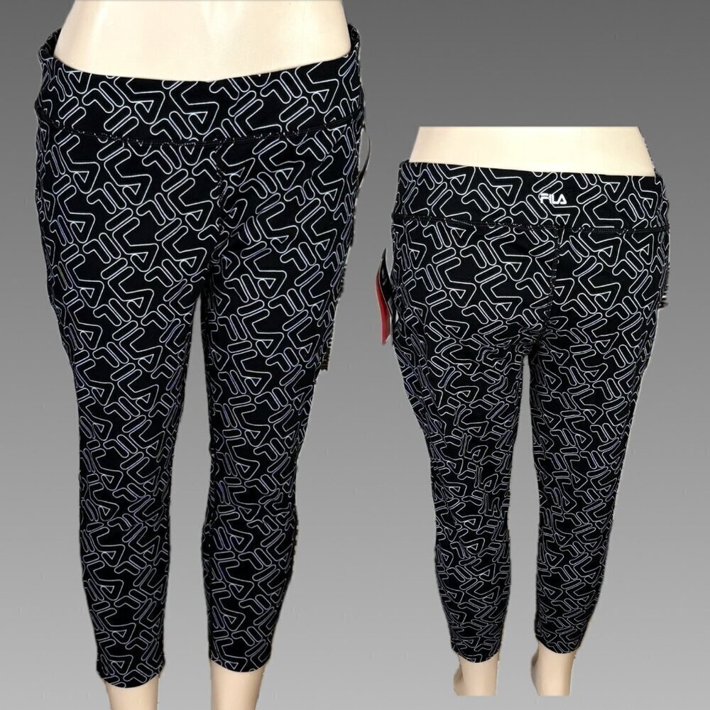 Fila XL Black Logo Name Print Flat Stretch Waist Cotton/Spandex Capri Pants